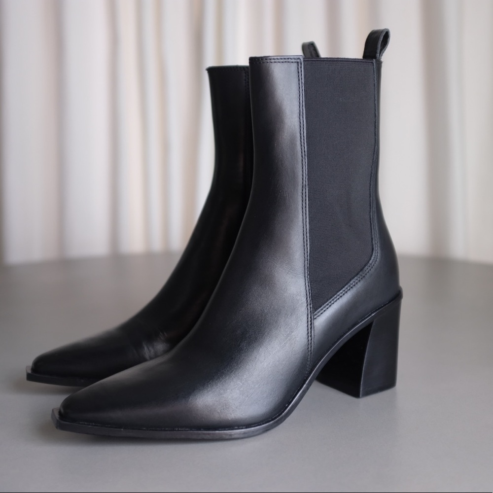NEW Zara cowboy heel boots | (7 1/2)